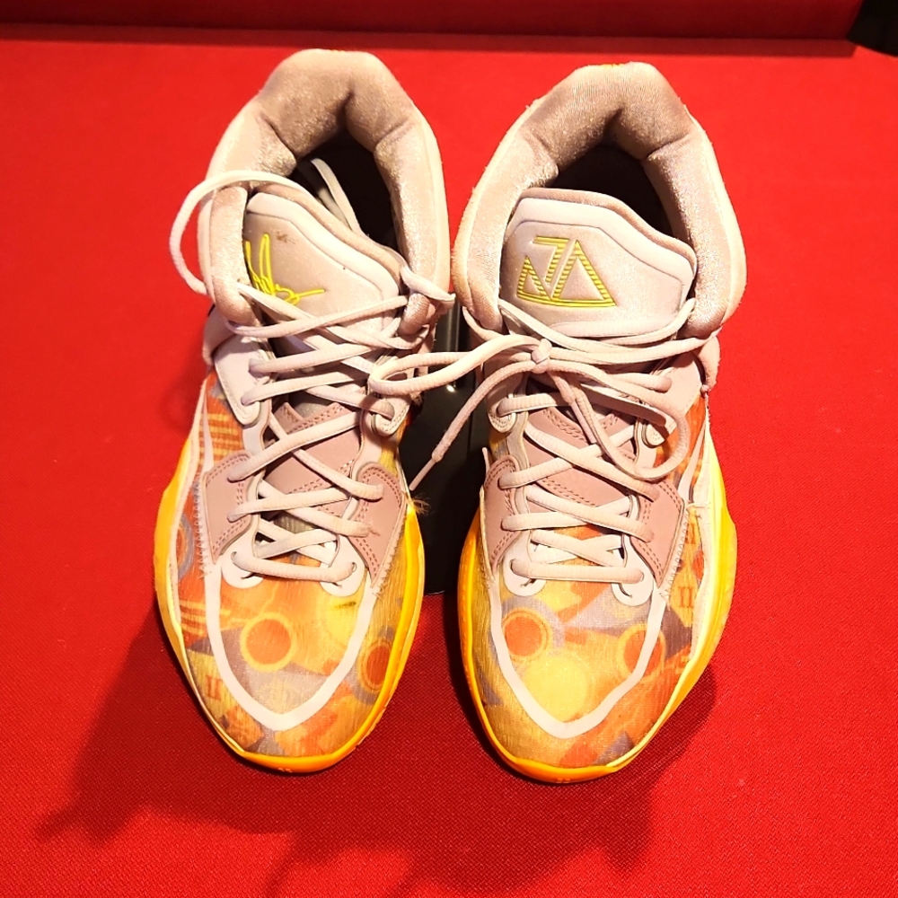 Nike Kyrie Infinity Pyramid